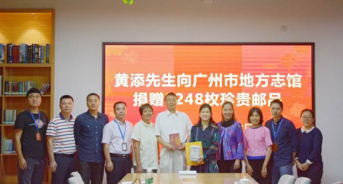 图片包含 人员, 室内, 墙壁, 群组描述已自动生成